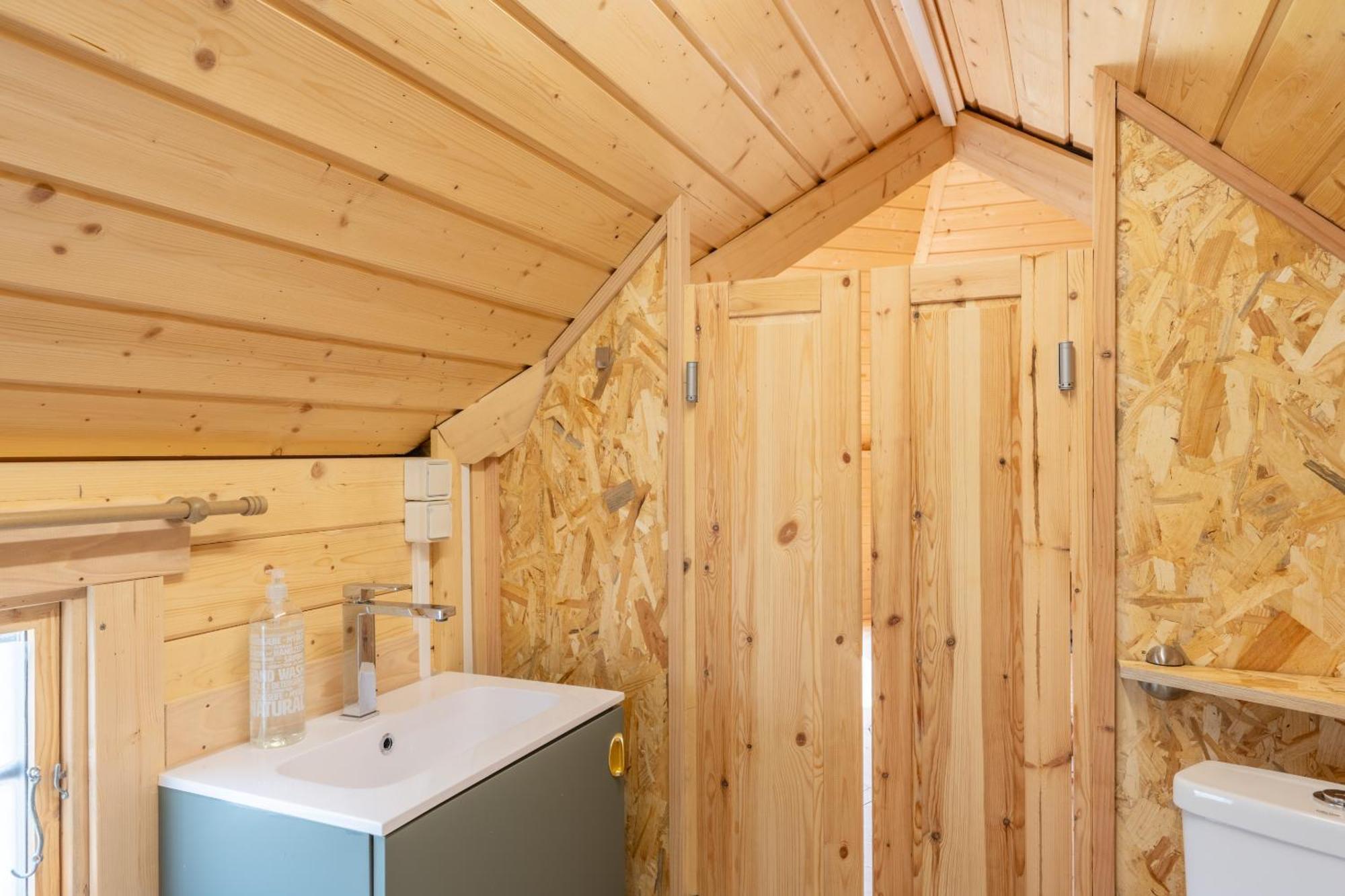 Logements Insolites A La Ferme - Yourte, Kota Ou Pod Farbus Pokoj fotografie