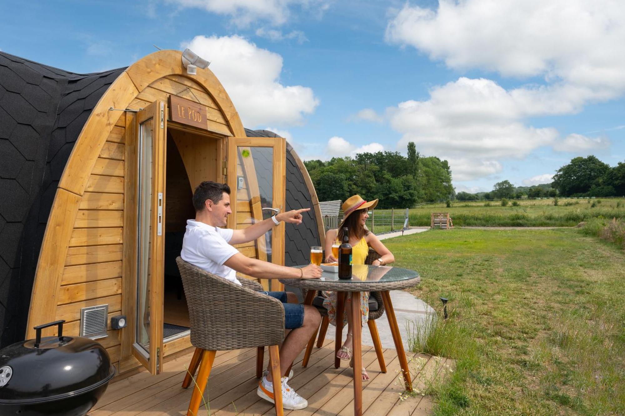 Logements Insolites A La Ferme - Yourte, Kota Ou Pod Farbus Pokoj fotografie